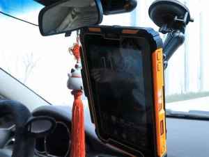 ST907V3.0 8 Inch Industrial Android 7.1 Industrial Tablet PC Dengan Mount Vehicle